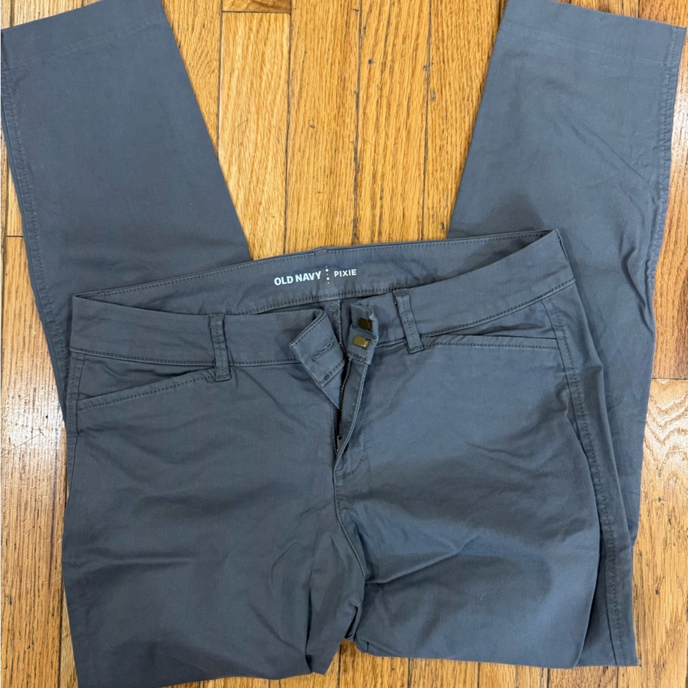 Old Navy Men's Charcoal Chinos